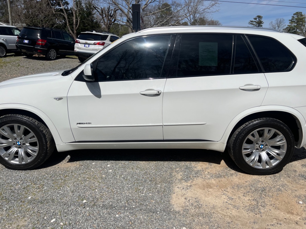 2010 BMW X5 xDrive48i photo