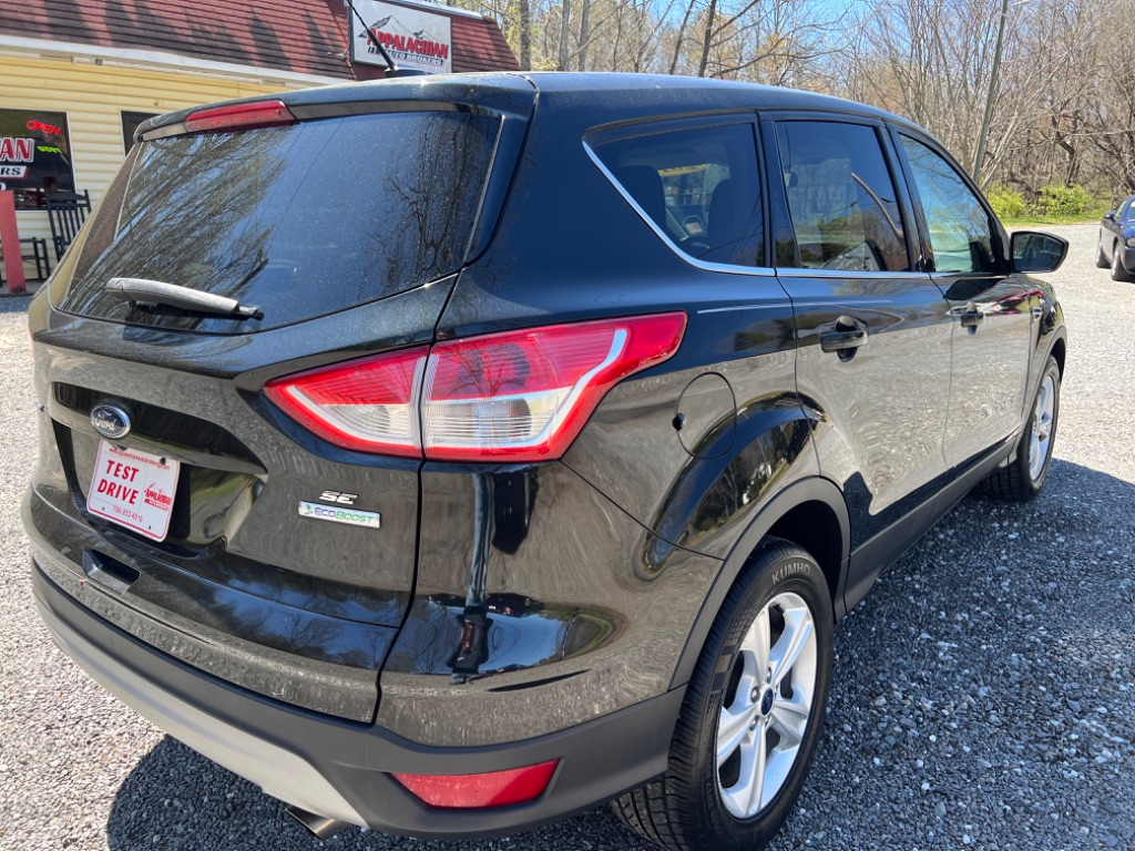 2014 Ford Escape SE photo