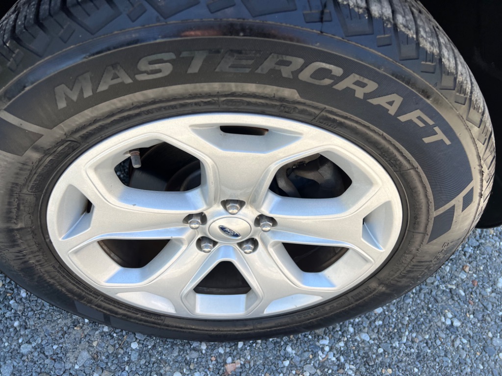 2014 Ford Edge SEL photo