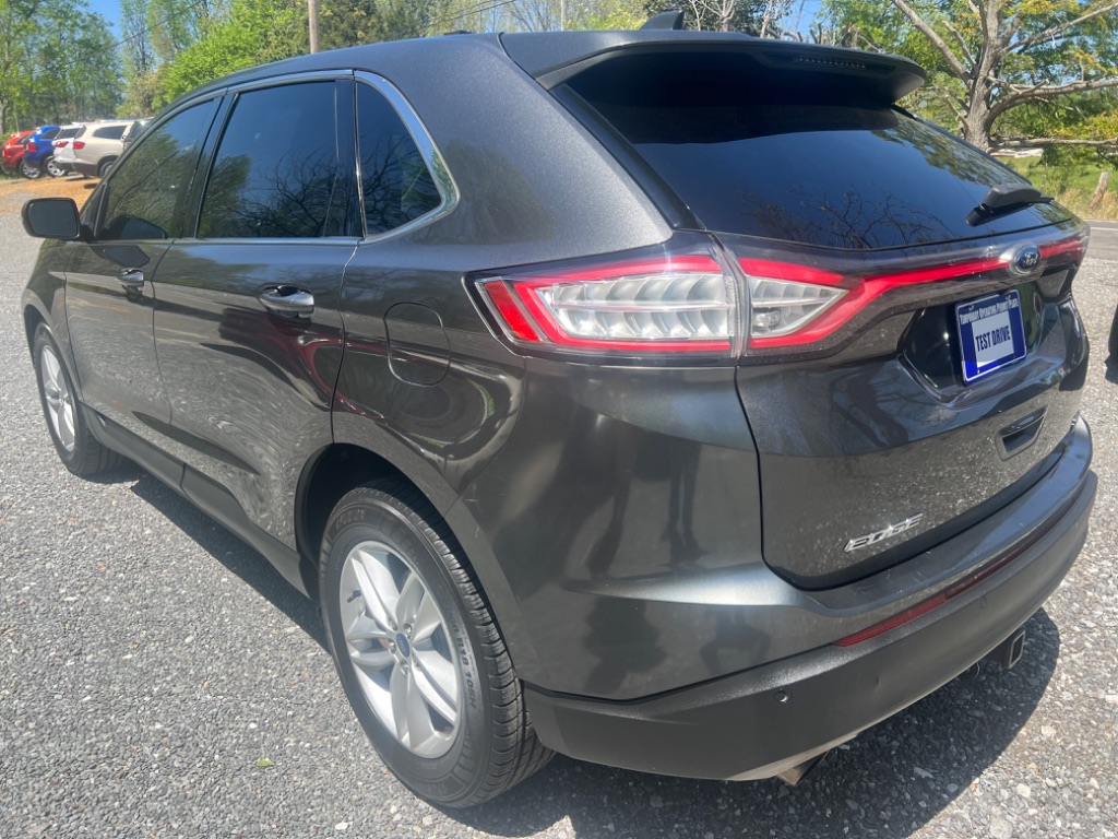 2015 Ford Edge SEL photo