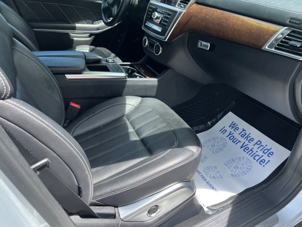 2013 Mercedes-Benz GL-Class GL450 4MATIC photo