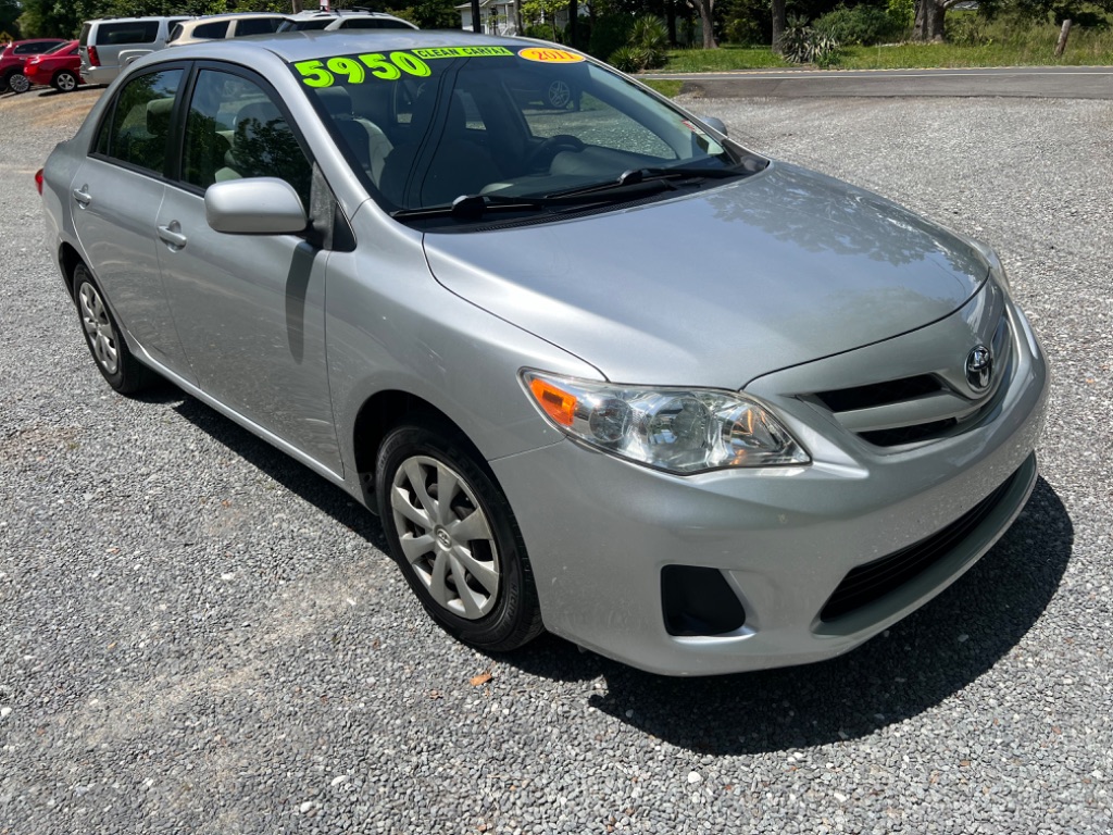 2011 Toyota Corolla photo