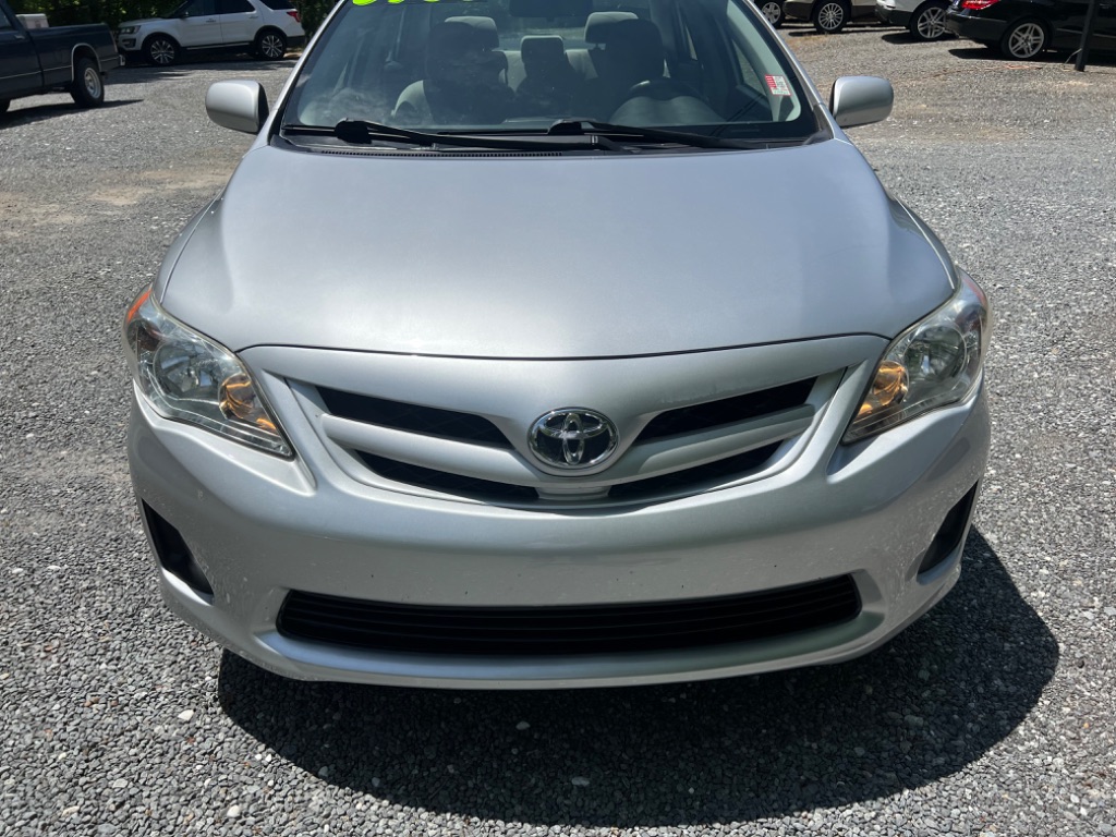 2011 Toyota Corolla photo