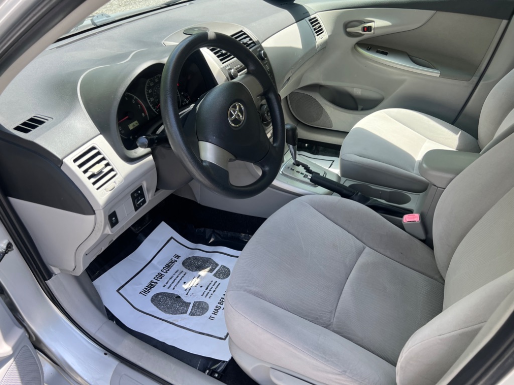 2011 Toyota Corolla photo