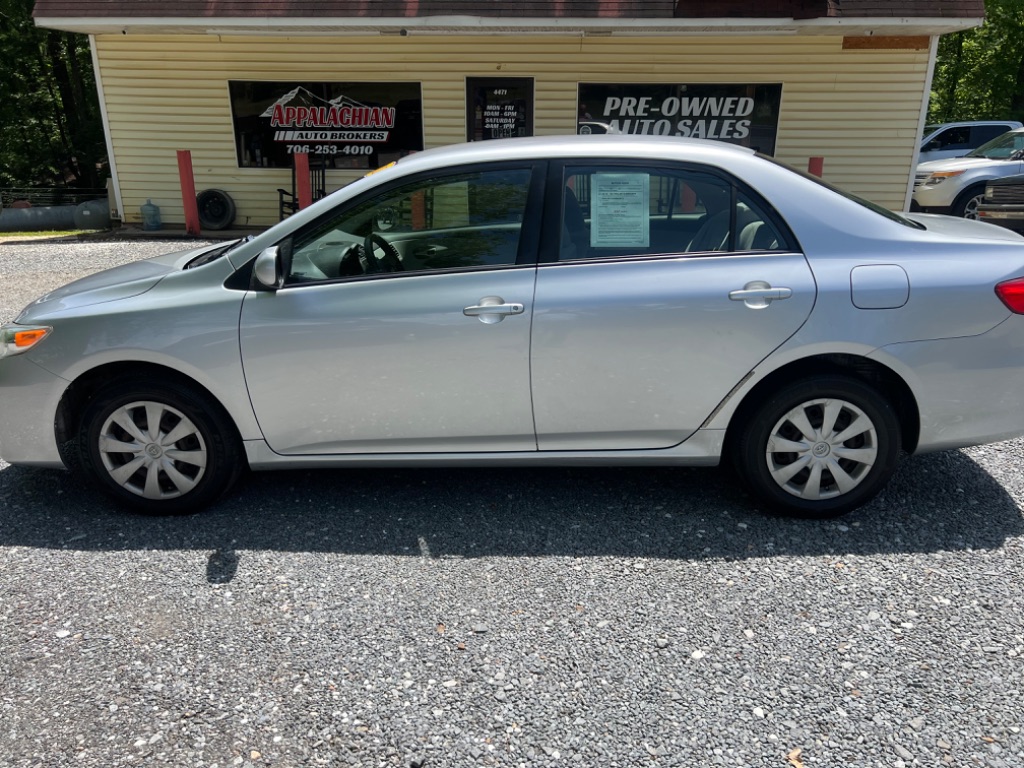 2011 Toyota Corolla photo