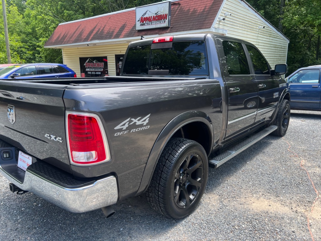 2015 RAM 1500 Laramie photo