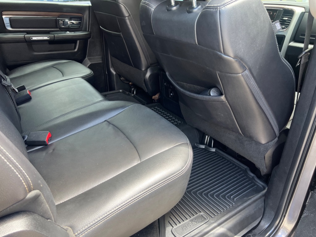 2015 RAM 1500 Laramie photo