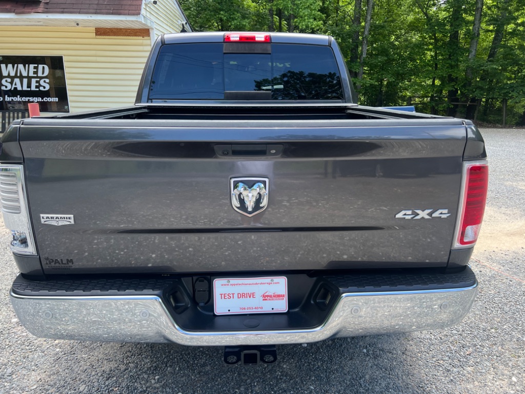 2015 RAM 1500 Laramie photo