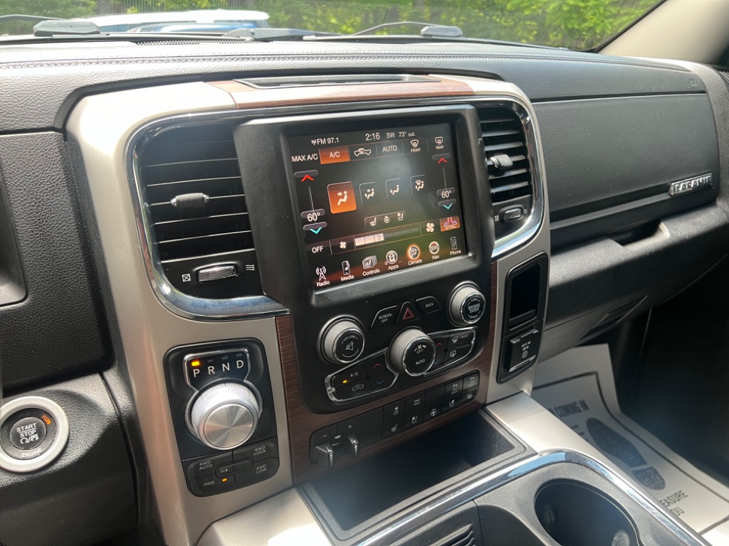 2015 RAM 1500 Laramie photo