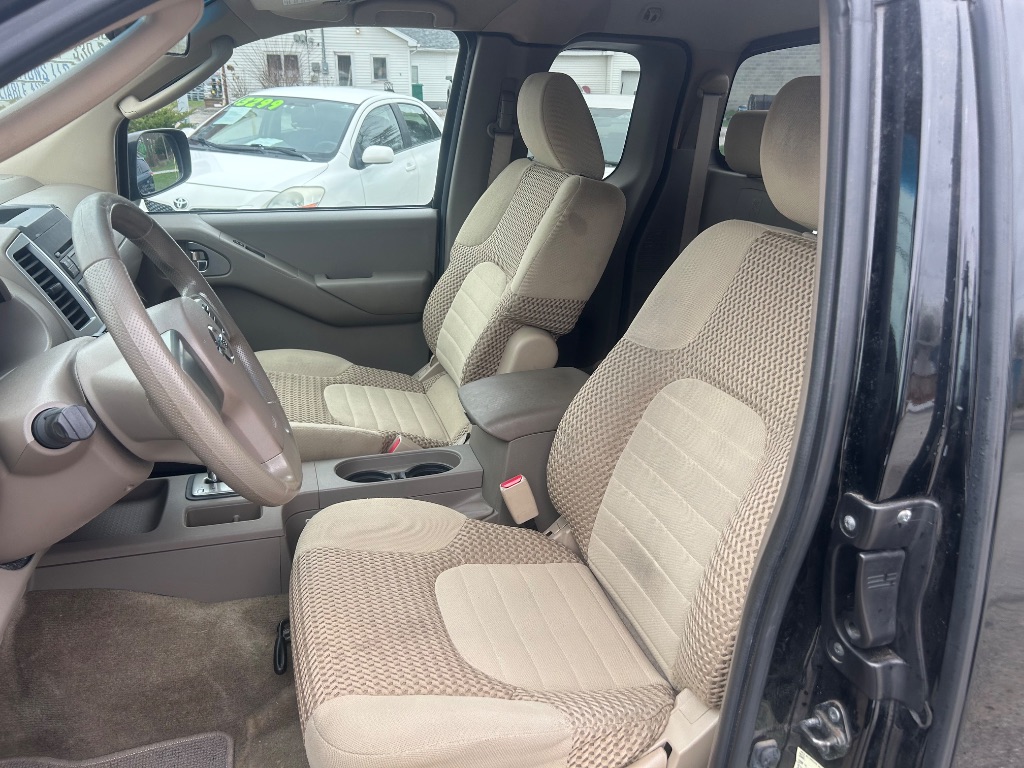 2011 Nissan Frontier S photo