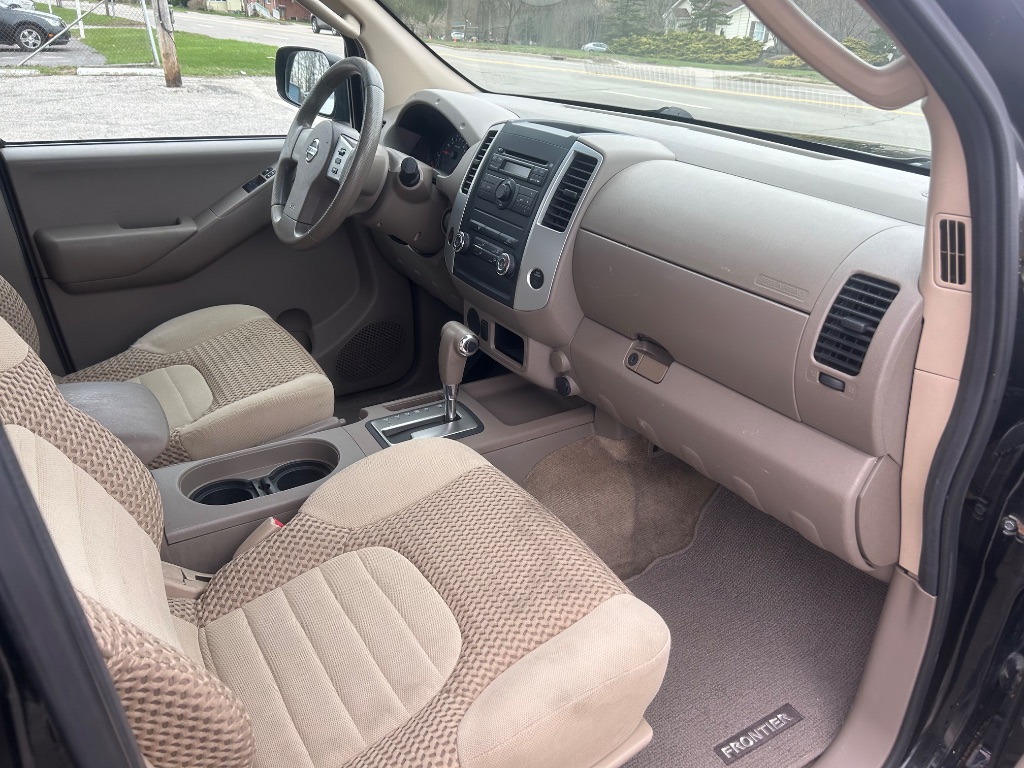 2011 Nissan Frontier S photo