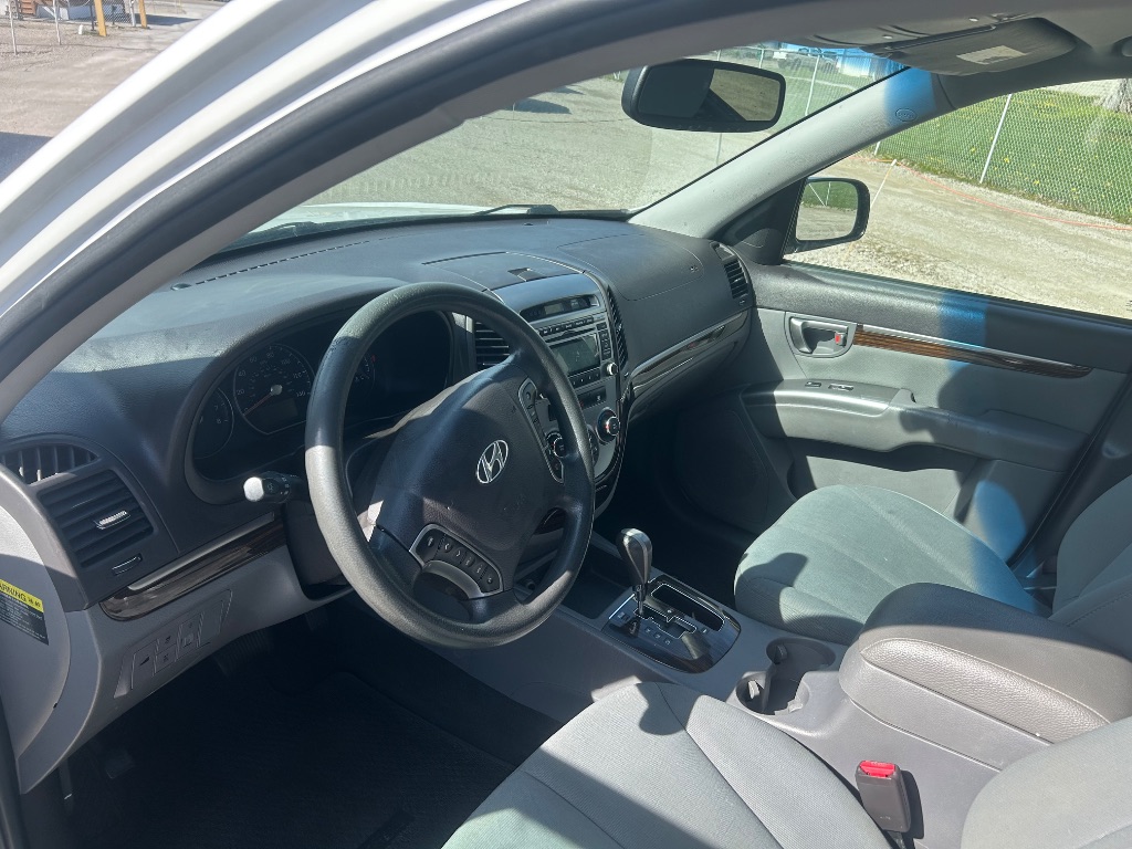 2012 Hyundai Santa Fe GLS photo