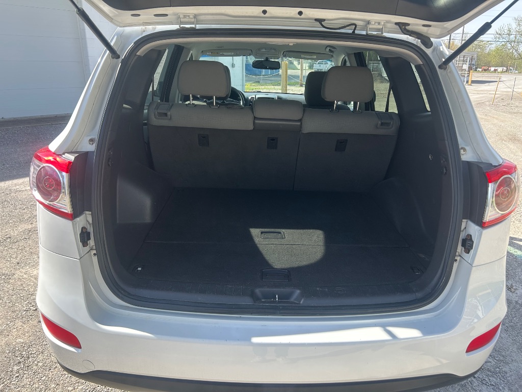 2012 Hyundai Santa Fe GLS photo