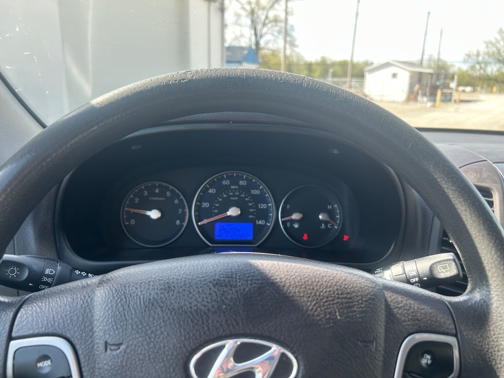2012 Hyundai Santa Fe GLS photo
