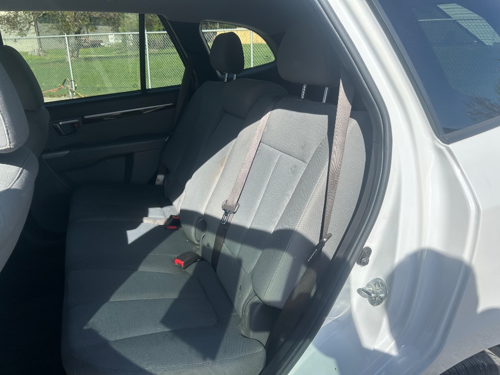 2012 Hyundai Santa Fe GLS photo