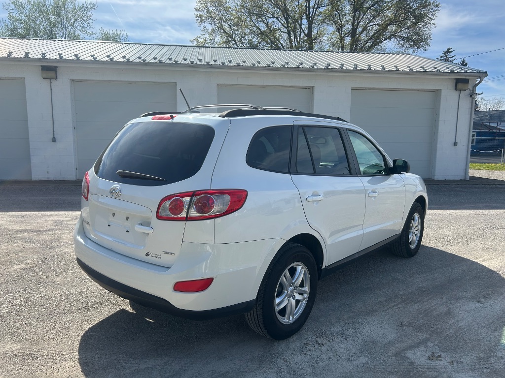 2012 Hyundai Santa Fe GLS photo