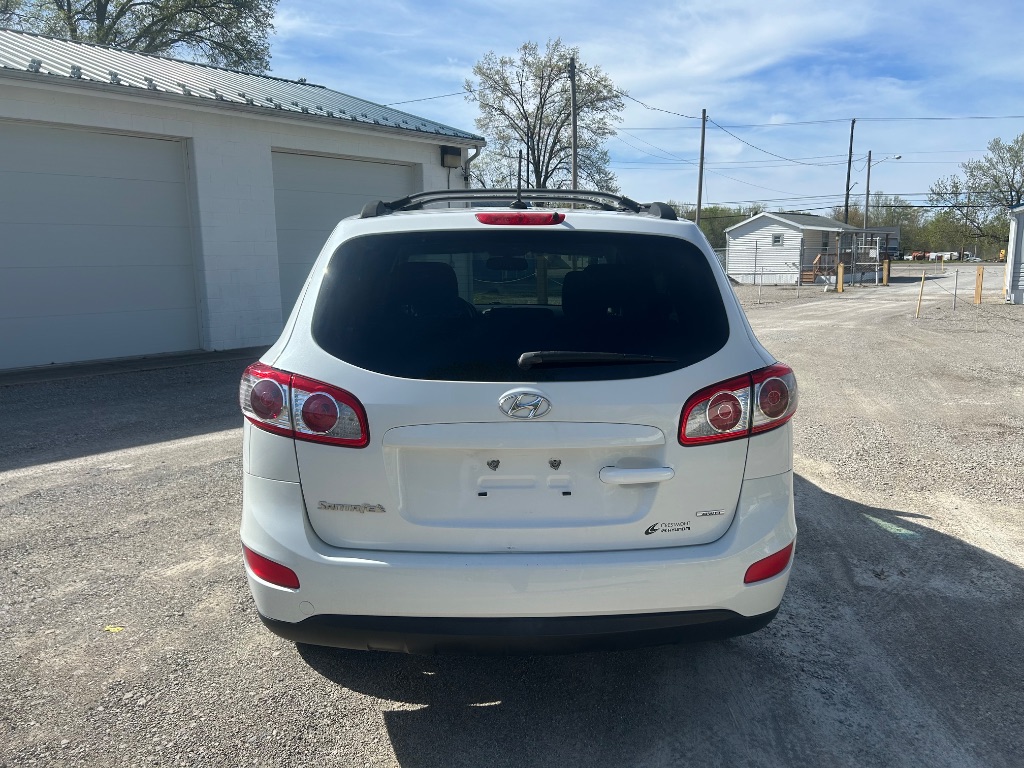 2012 Hyundai Santa Fe GLS photo