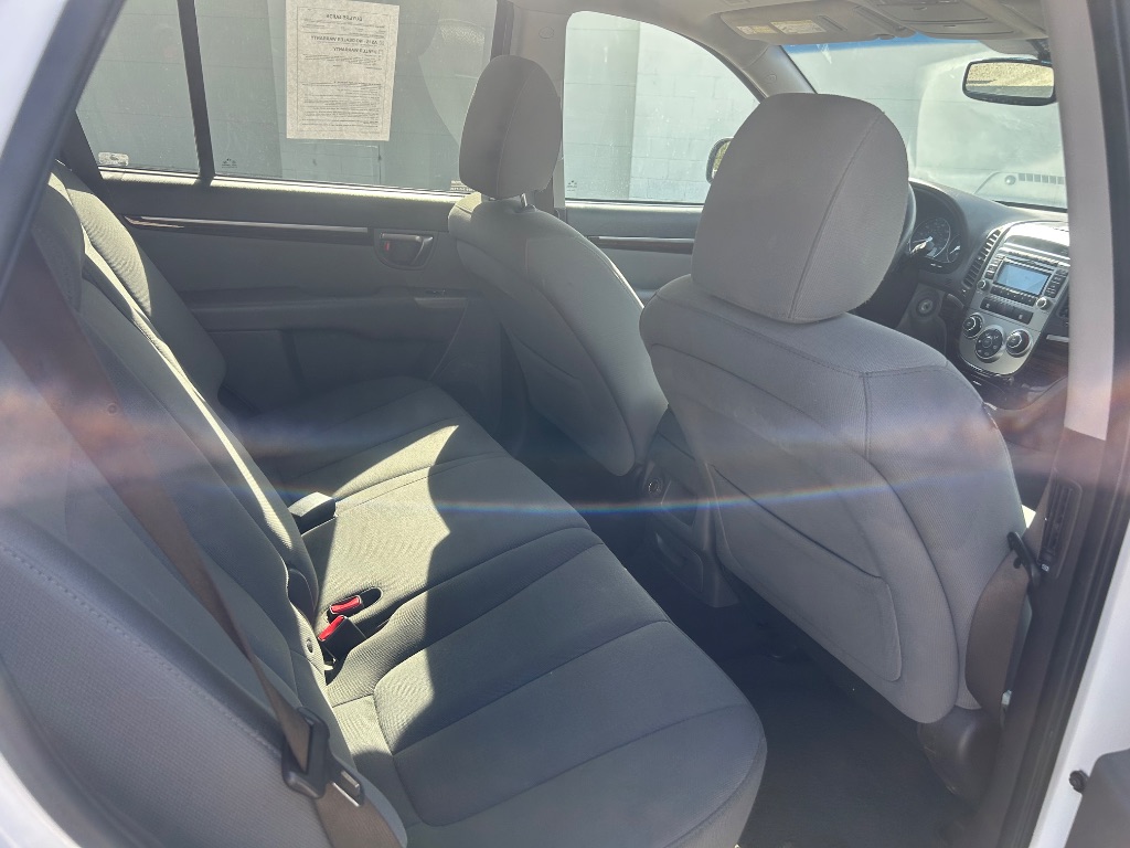 2012 Hyundai Santa Fe GLS photo
