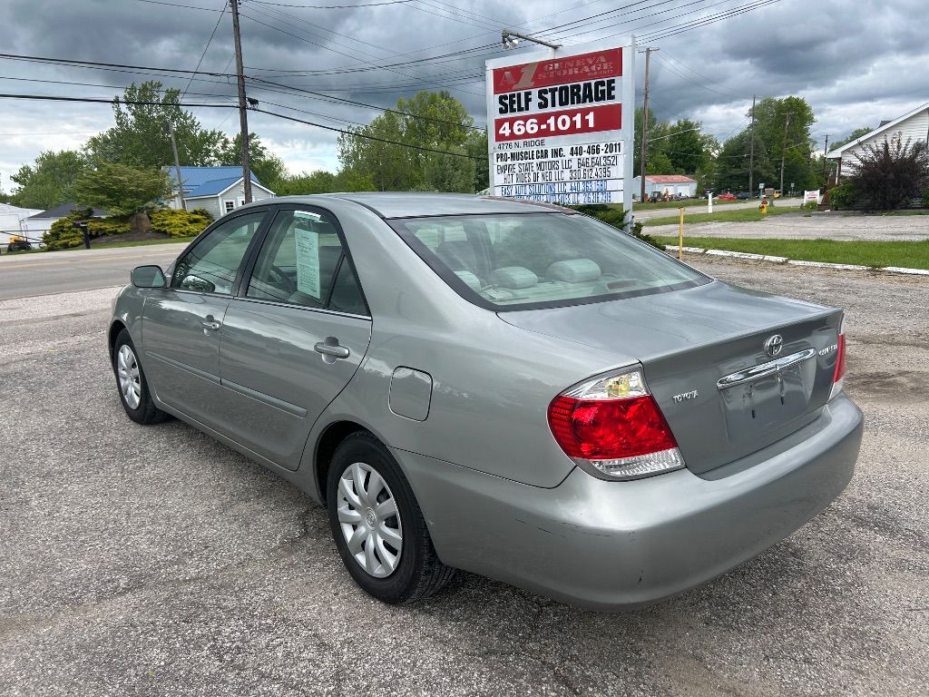 2005 Toyota Camry Standard photo