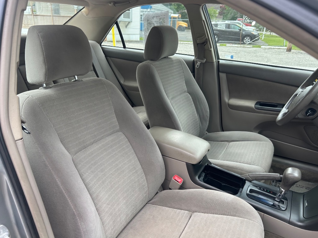 2005 Toyota Camry Standard photo