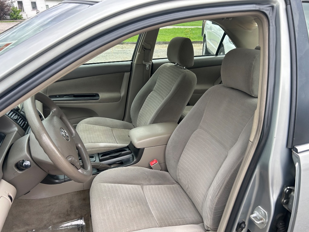 2005 Toyota Camry Standard photo