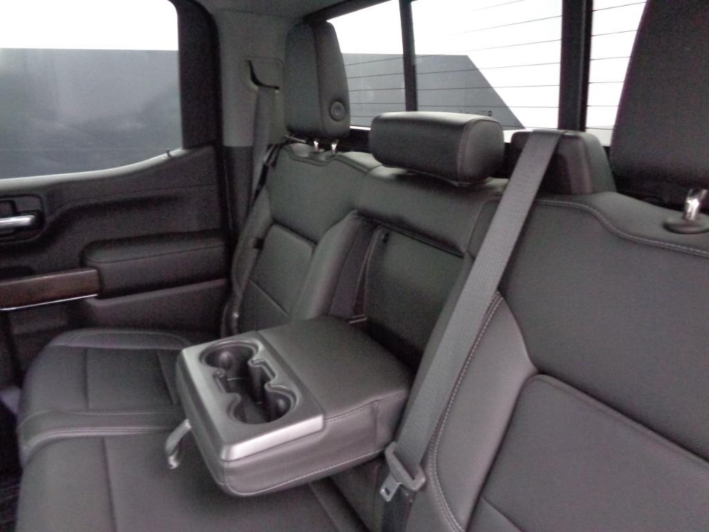 2019 GMC Sierra 1500 SLT photo