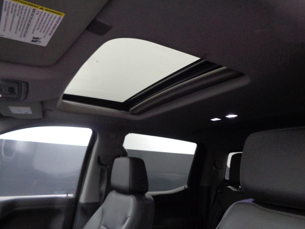 2019 GMC Sierra 1500 SLT photo