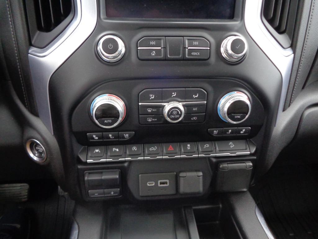 2019 GMC Sierra 1500 SLT photo