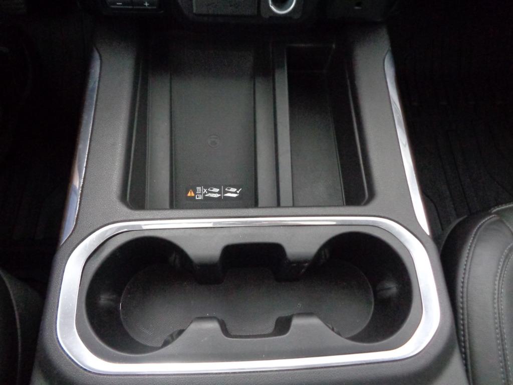 2019 GMC Sierra 1500 SLT photo