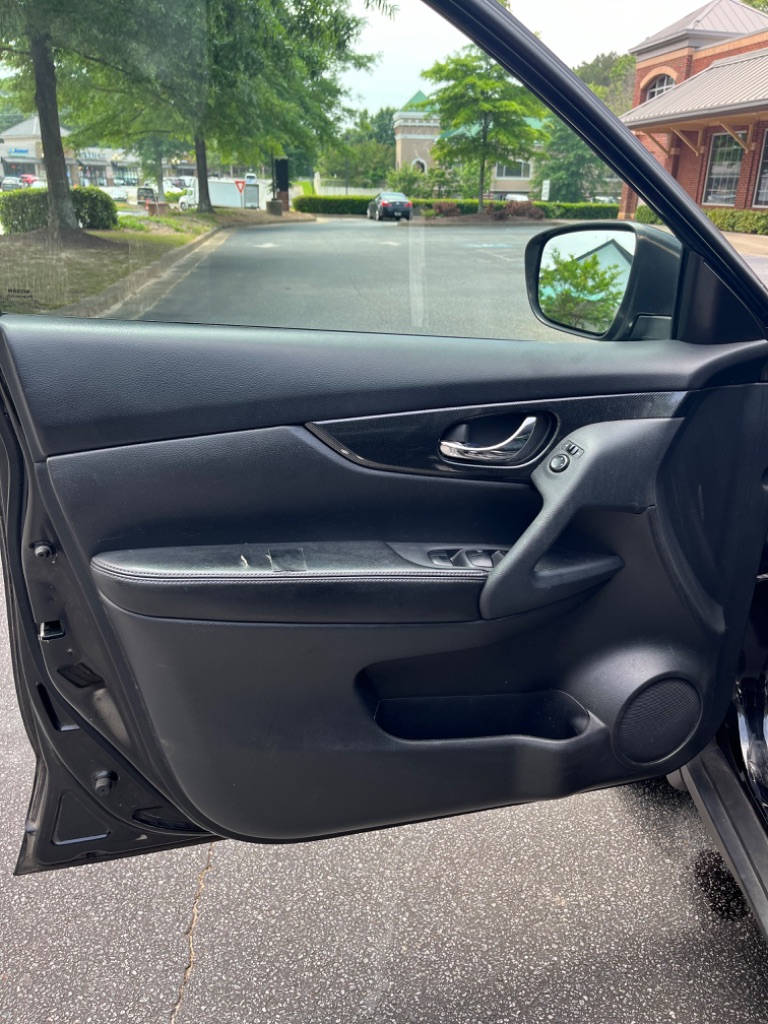 2015 Nissan Rogue SL photo