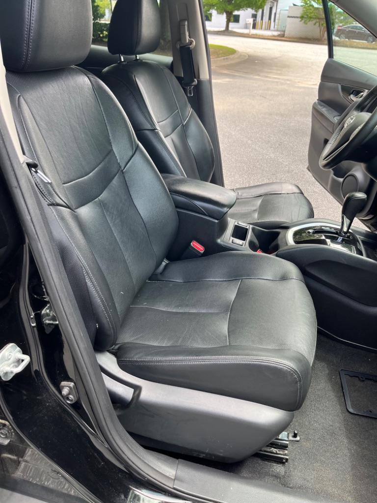 2015 Nissan Rogue SL photo