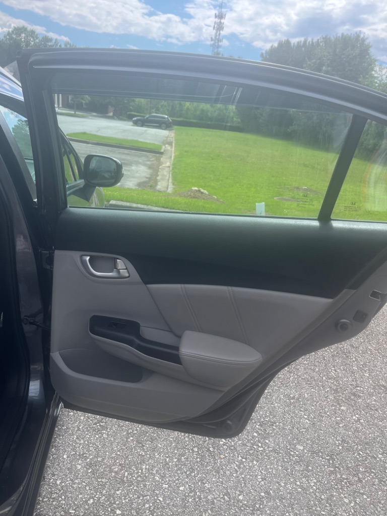 2013 Honda Civic Hybrid w/Leather photo