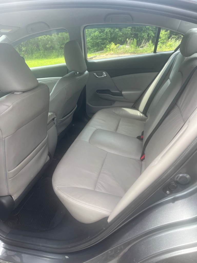 2013 Honda Civic Hybrid w/Leather photo