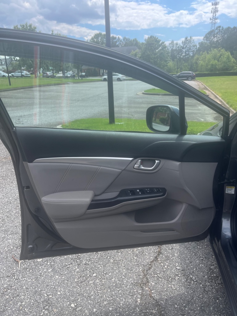 2013 Honda Civic Hybrid w/Leather photo