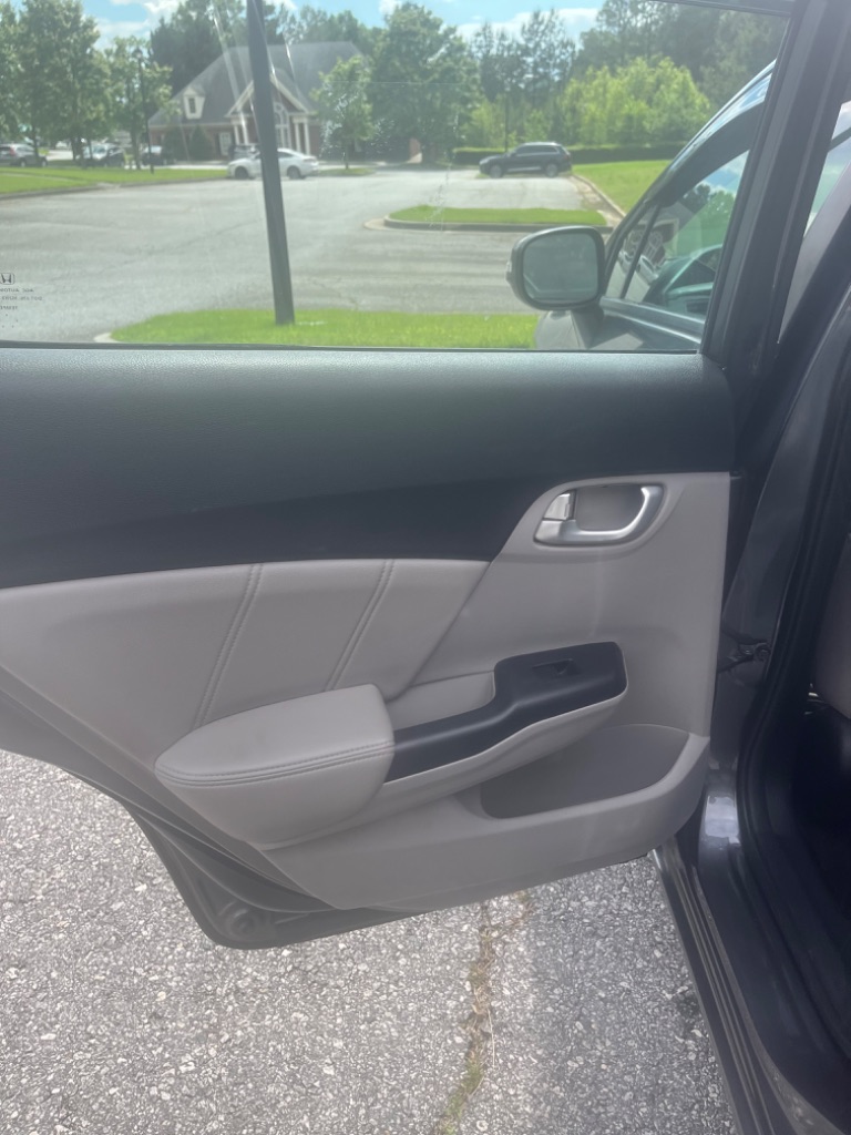 2013 Honda Civic Hybrid w/Leather photo