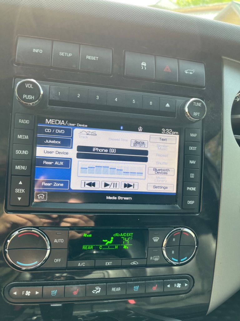 2011 Ford Expedition EL Limited photo