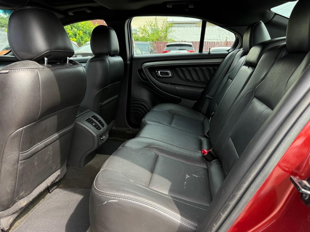 2014 Ford Taurus