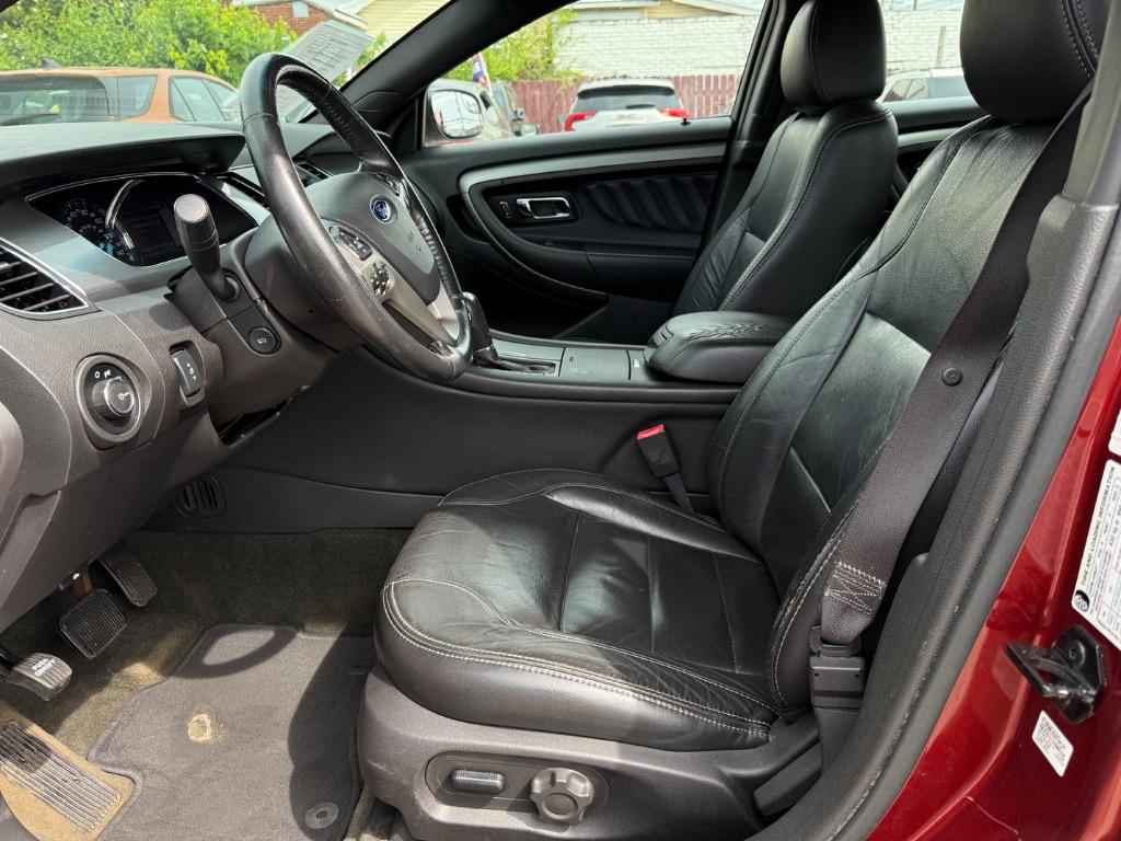 2014 Ford Taurus