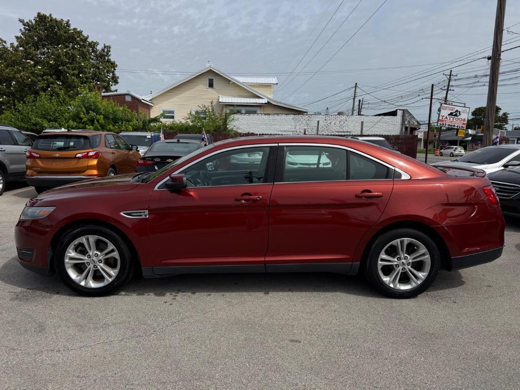 2014 Ford Taurus