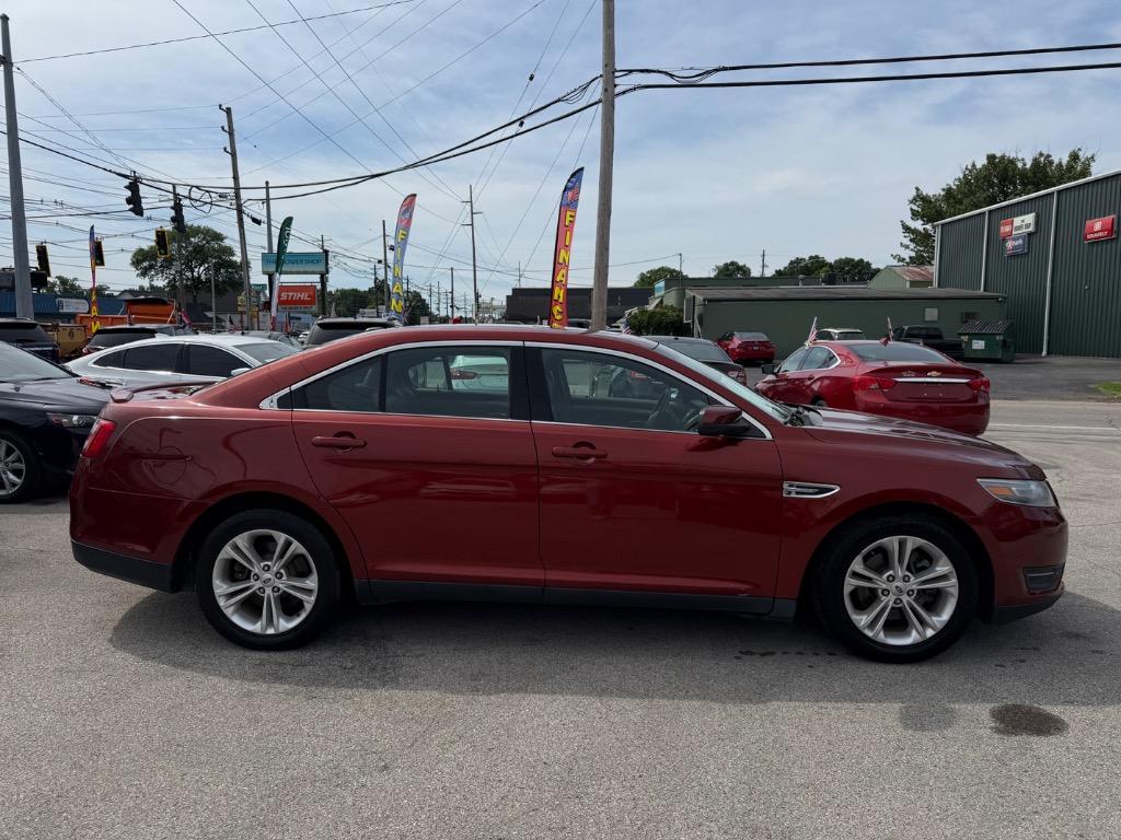 2014 Ford Taurus