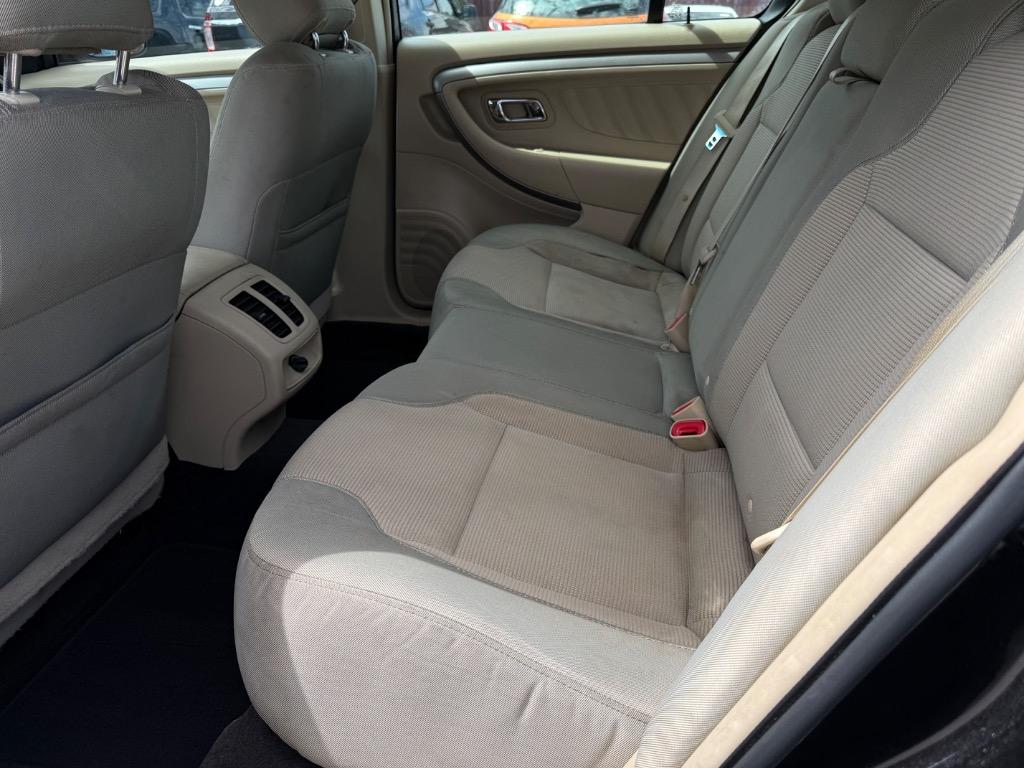 2013 Ford Taurus