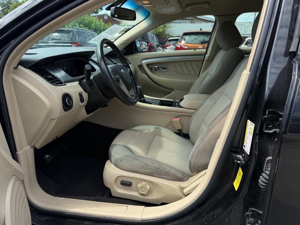 2013 Ford Taurus