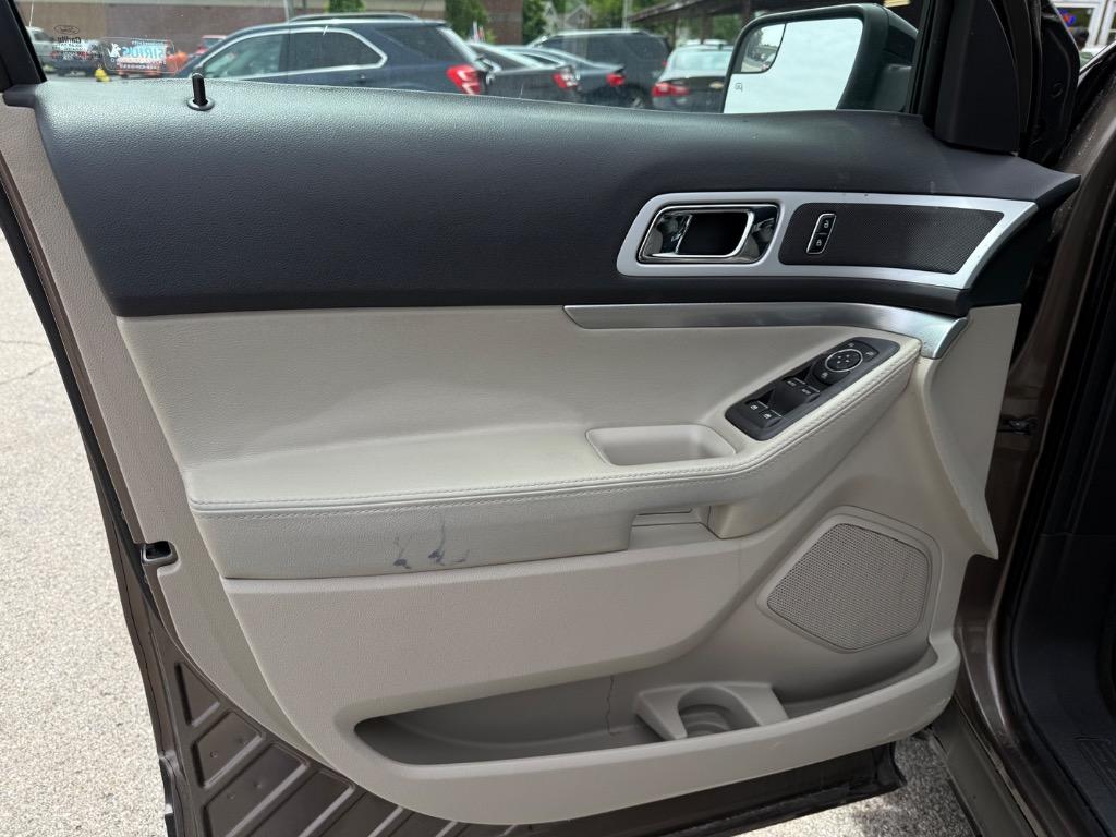 2015 Ford Explorer