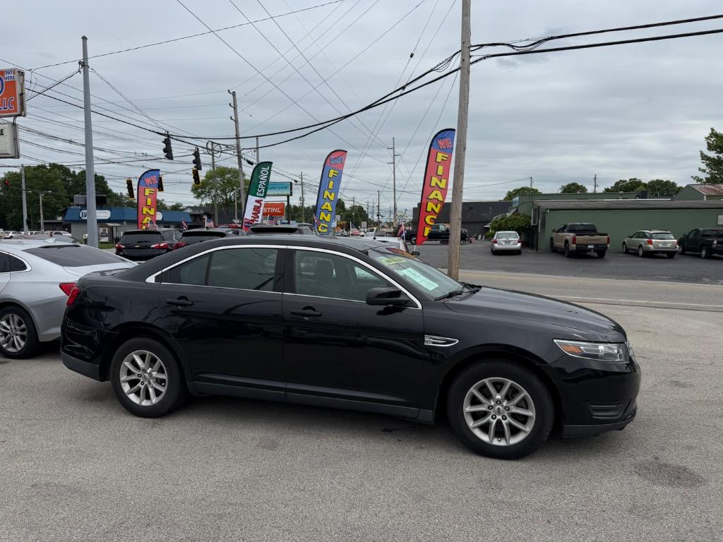 2015 Ford Taurus