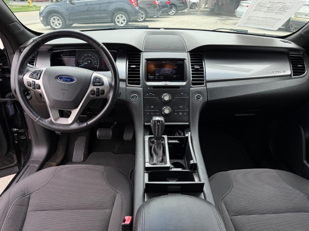 2015 Ford Taurus