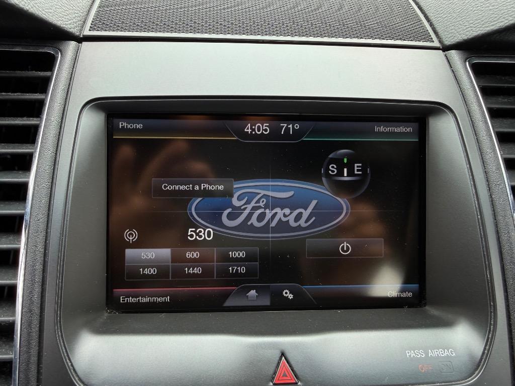 2015 Ford Taurus