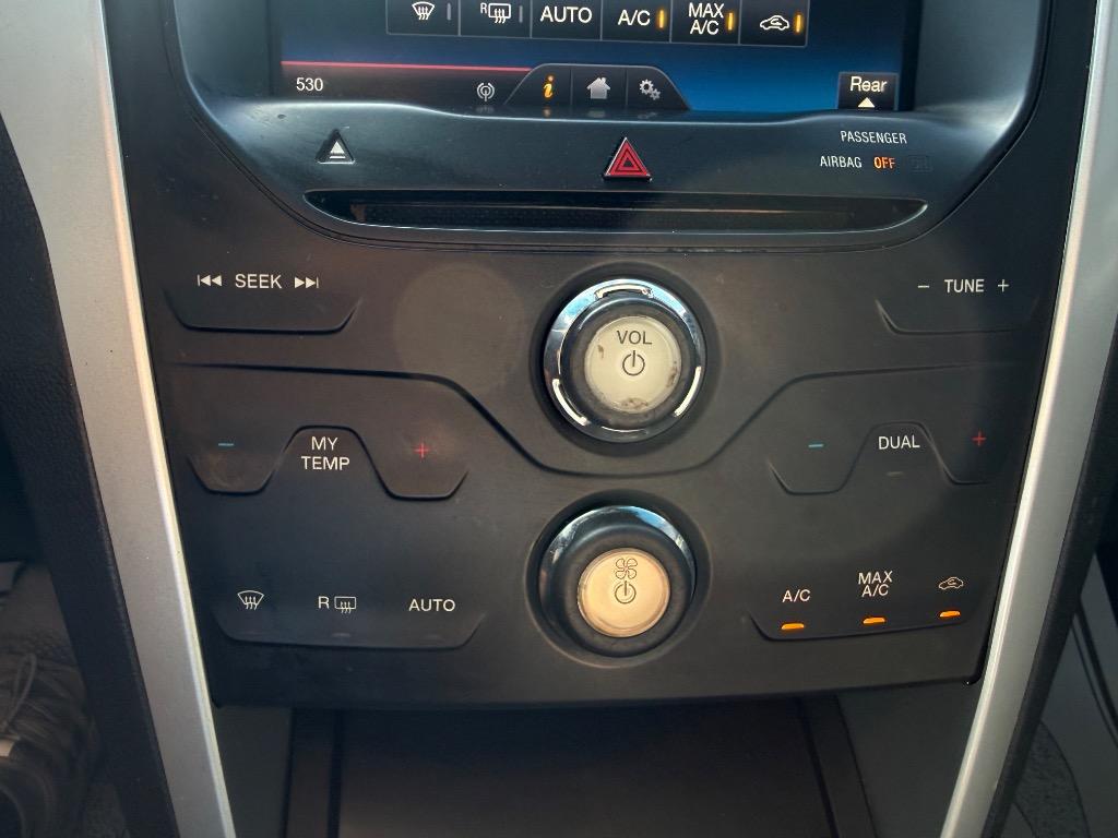 2015 Ford Explorer