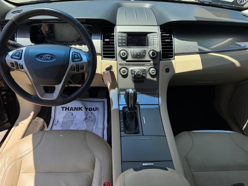 2014 Ford Taurus