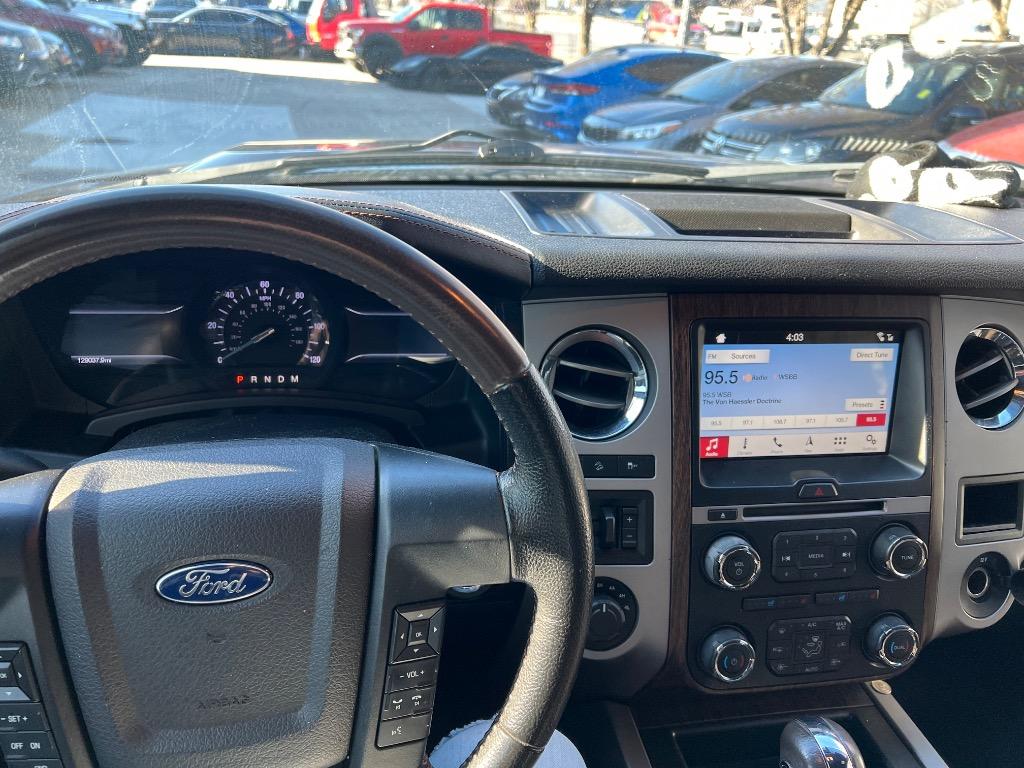 2017 Ford Expedition EL King Ranch photo