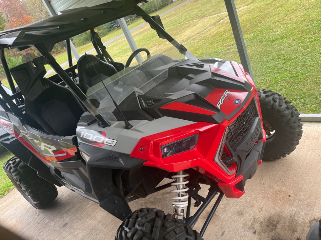 2023 Polaris Rzr Xp 1000 - $16,000